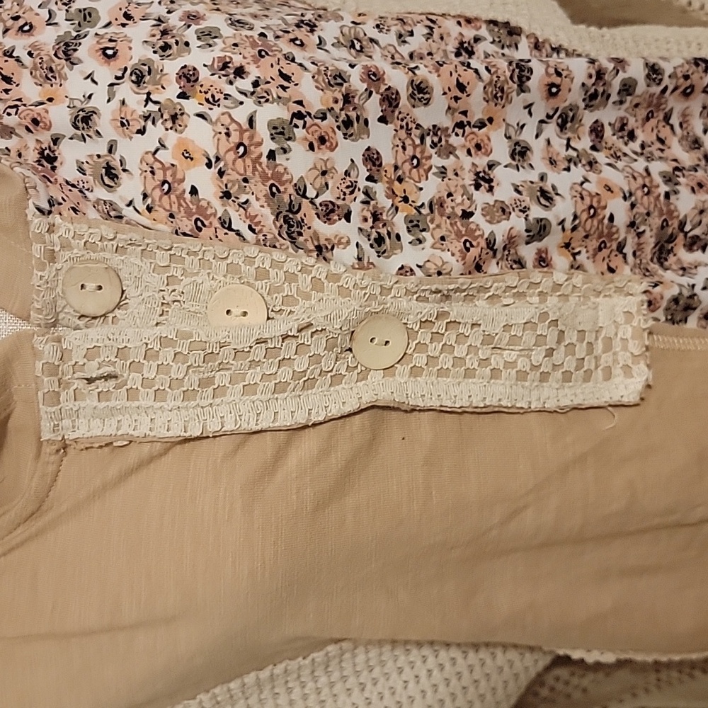 BiBi Women's Tan and Cream Long Sleeve Top - Picture 2 of 8